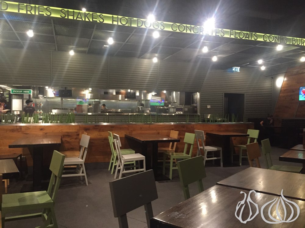 shake-shack-burger-beirut-city-centre102015-07-17-12-38-26