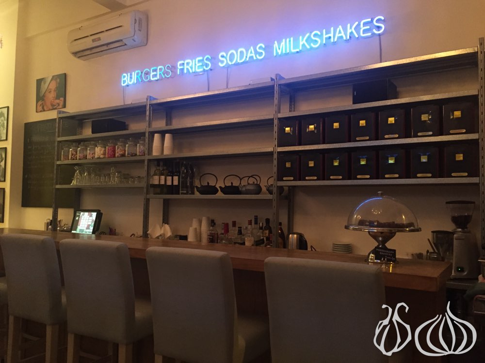 frosty-palace-burgers-sundae-beirut22015-09-27-07-41-06