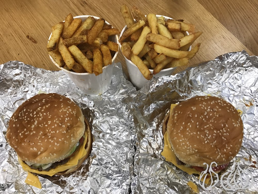 Five_Guys_Dubai_Mall4