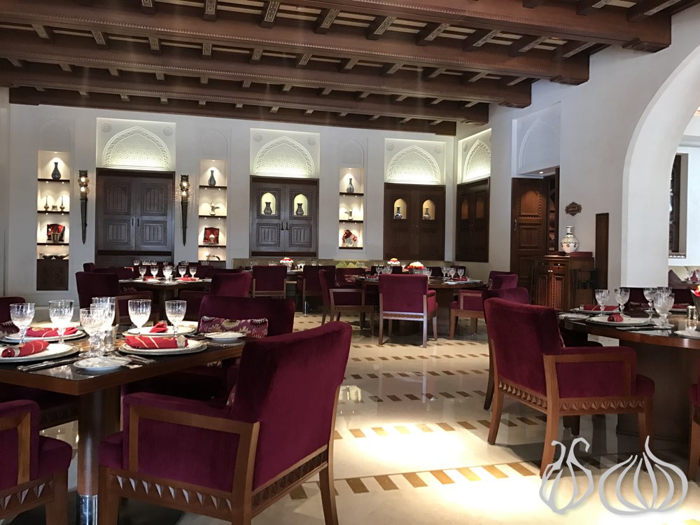 al-angham-muscat-oman-fine-dining22016-11-16-08-40-44