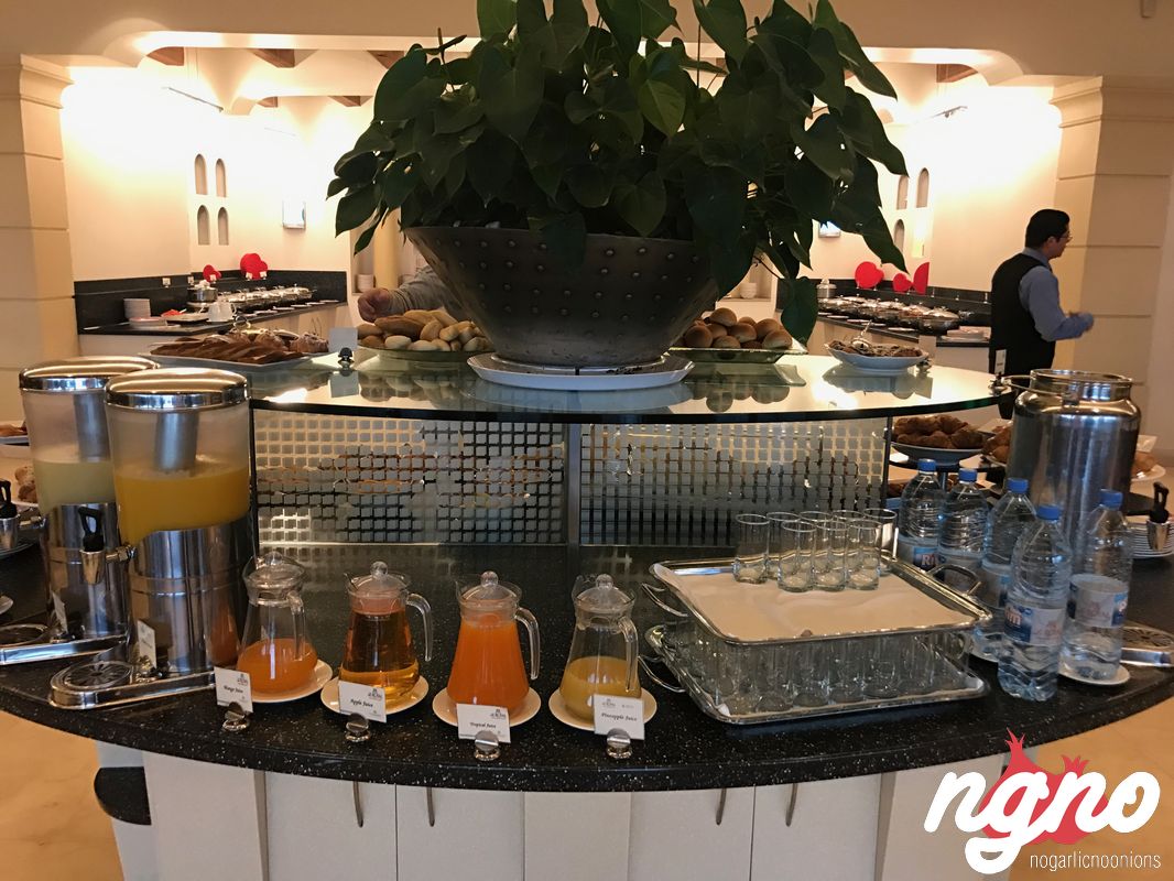 le-royal-breakfast-dbayeh422017-02-22-08-19-51