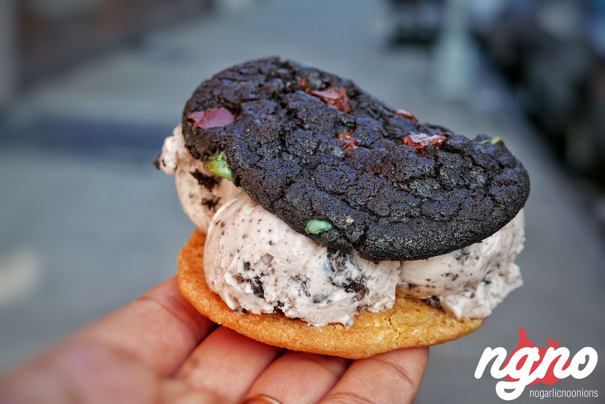 insomnia-cookies-new-york22017-04-22-08-18-15