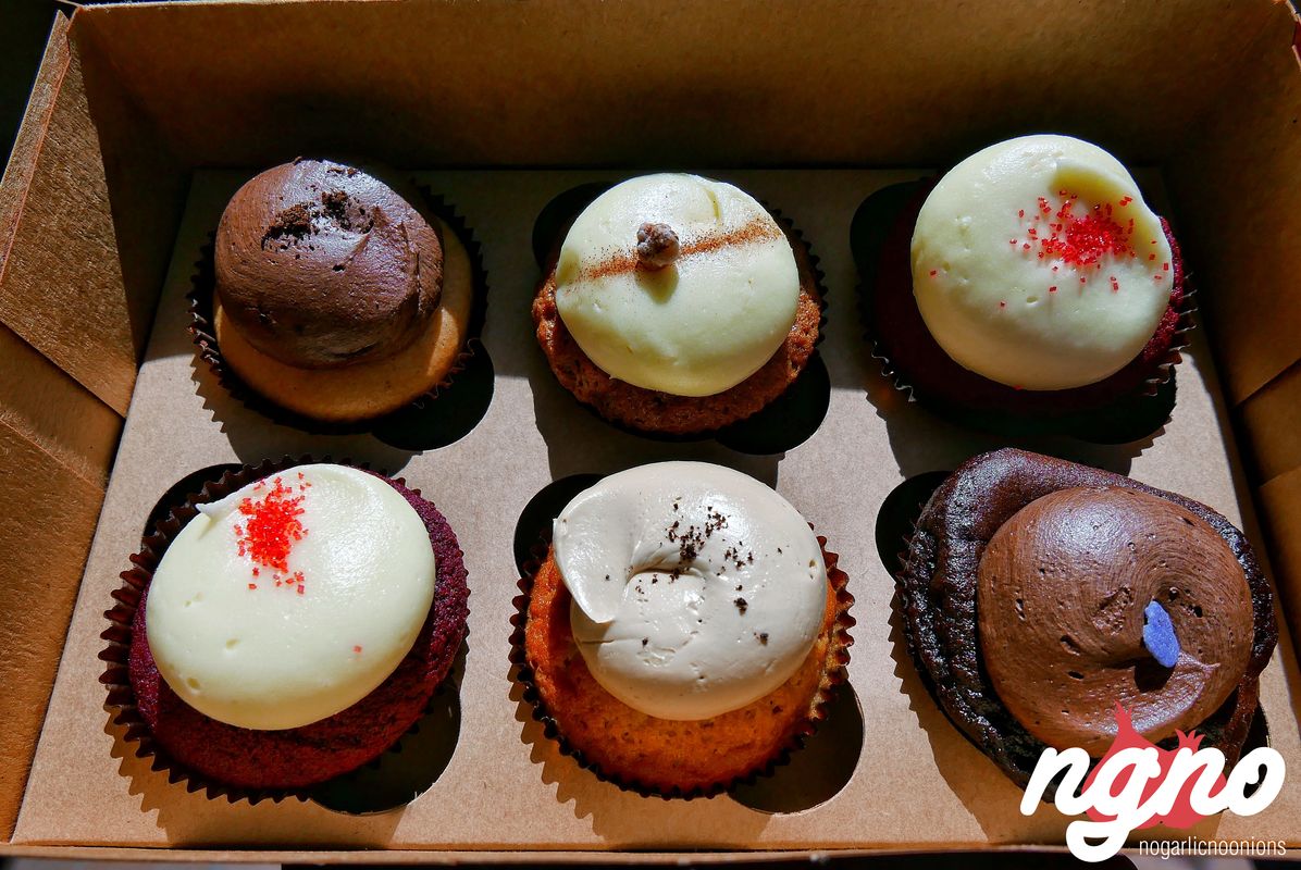 red-velvet-cupcakes-washington72017-04-29-02-16-46