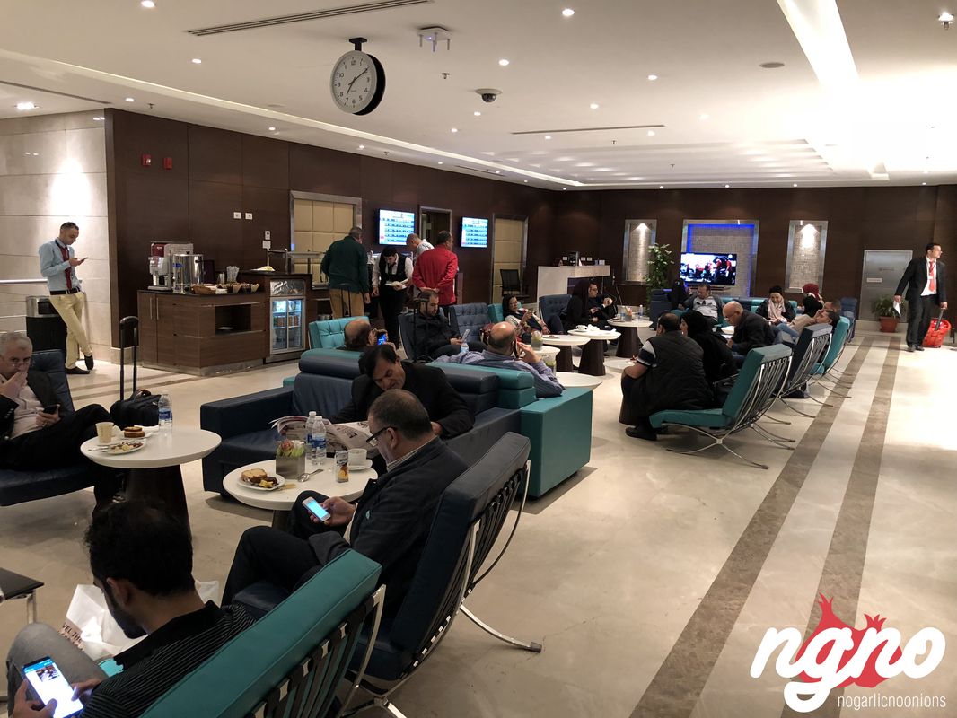 cairo-airport-lounge162018-03-20-07-39-13