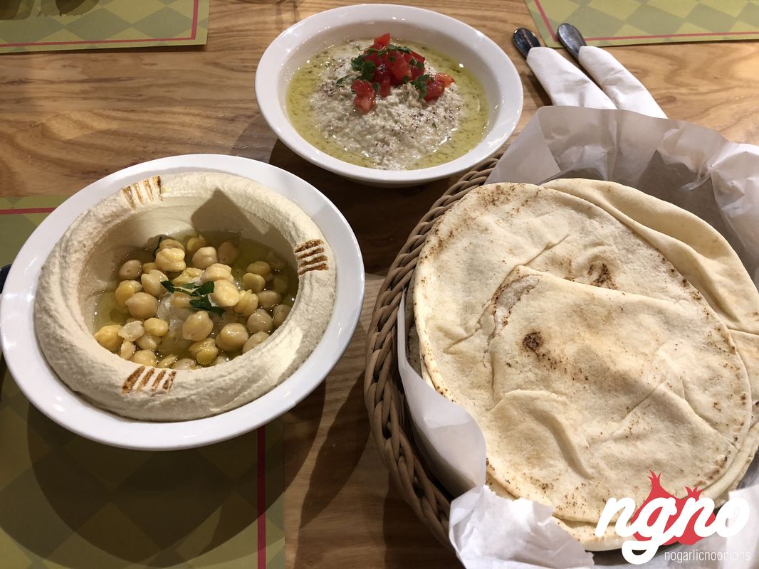 karaz-lebanese-restaurant-oman-272018-04-01-06-03-49